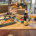 Nieuw Antiek Hotel