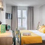 Hotel Nieuw Antiek Helden