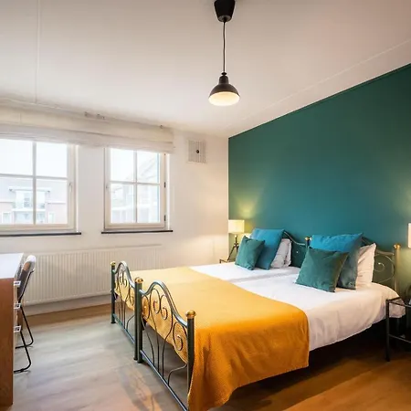 Nieuw Antiek Hotel 3*