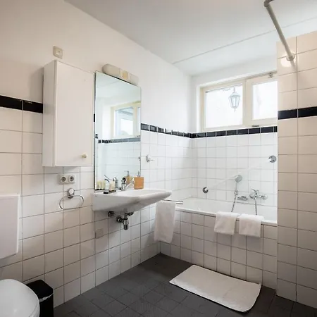 Hotel Nieuw Antiek 3*