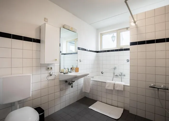 Hotel Nieuw Antiek 3*