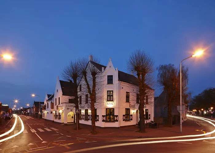 Nieuw Antiek Hotel 3*