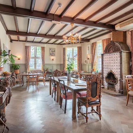 Nieuw Antiek Hotel 3*