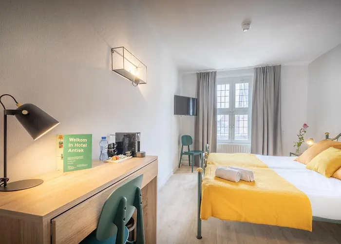 Hotel Nieuw Antiek Helden